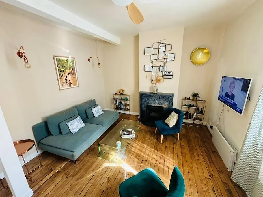 Sacre Coeur Apartment *